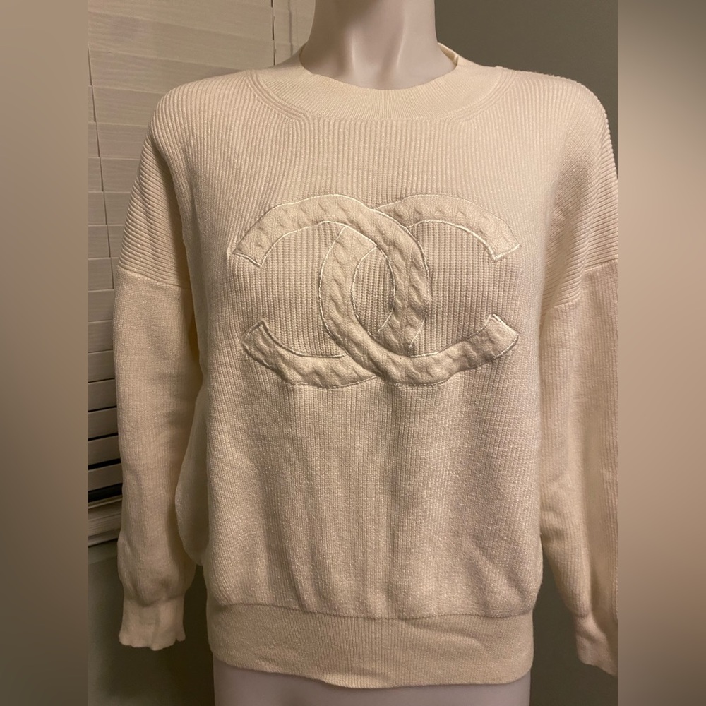 Off white sweater